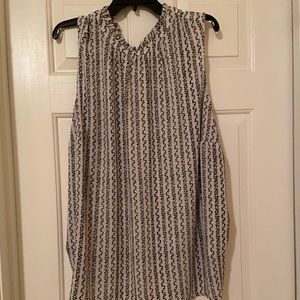 Loft sleeveless ruffle top with black florals